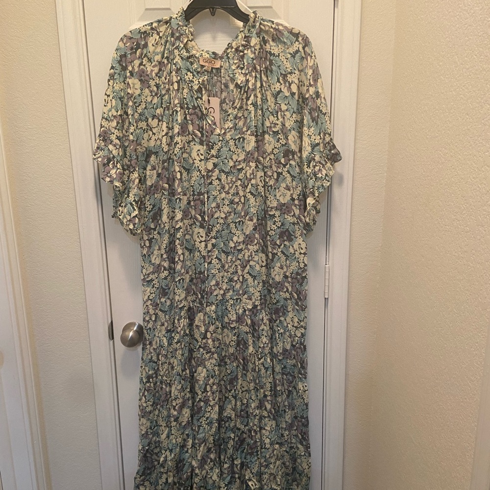 Gigio plus 2x floral rayon maxi dress in muted colors